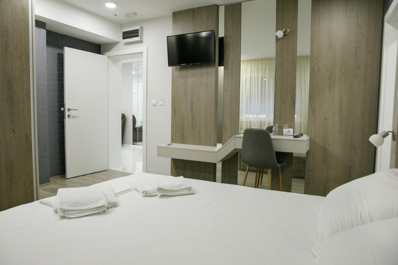 Fine Suites Ni Exterior foto